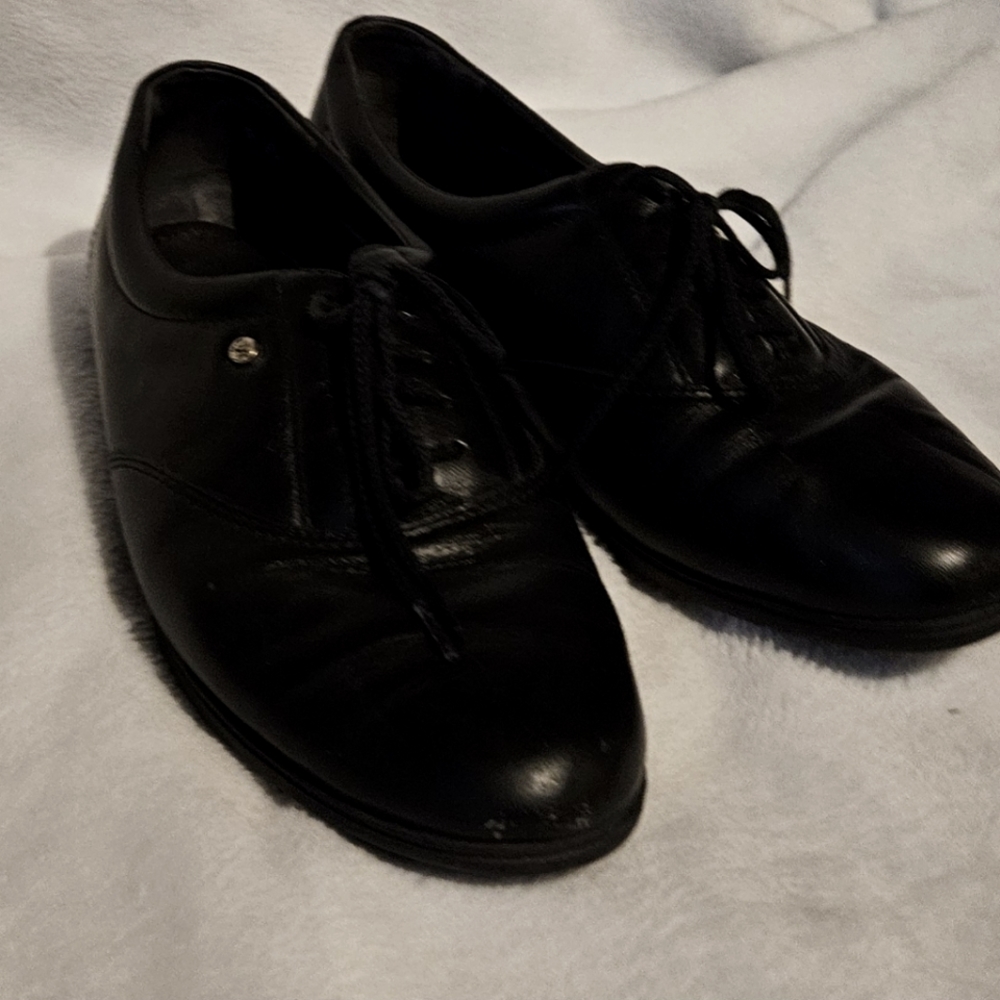 Easyspirit Anit-Gravity black shoes